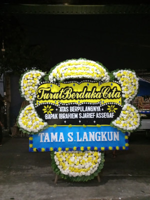 Papan Bunga Duka di Labang
